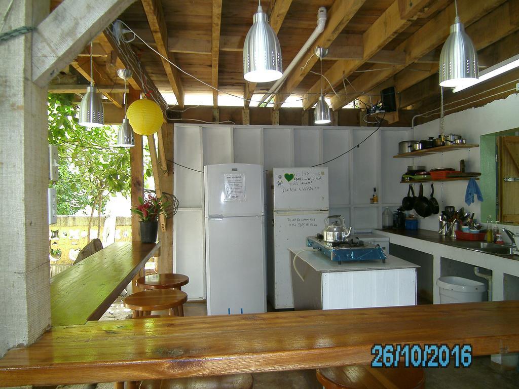 The Funky Dodo Backpackers Hostel Hopkins Exterior photo